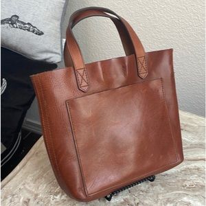 Madewell Small Transport Crossbody in English Saddle